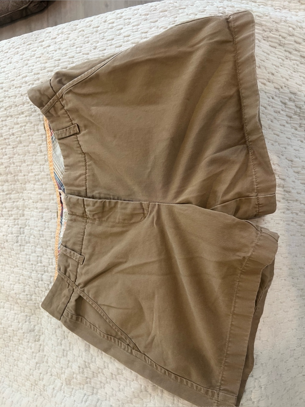 Women’s Casual Khaki Shorts - Classic Summer Staple
